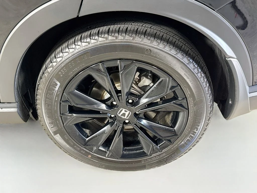 Used 2025  Honda Sport Touring image 33