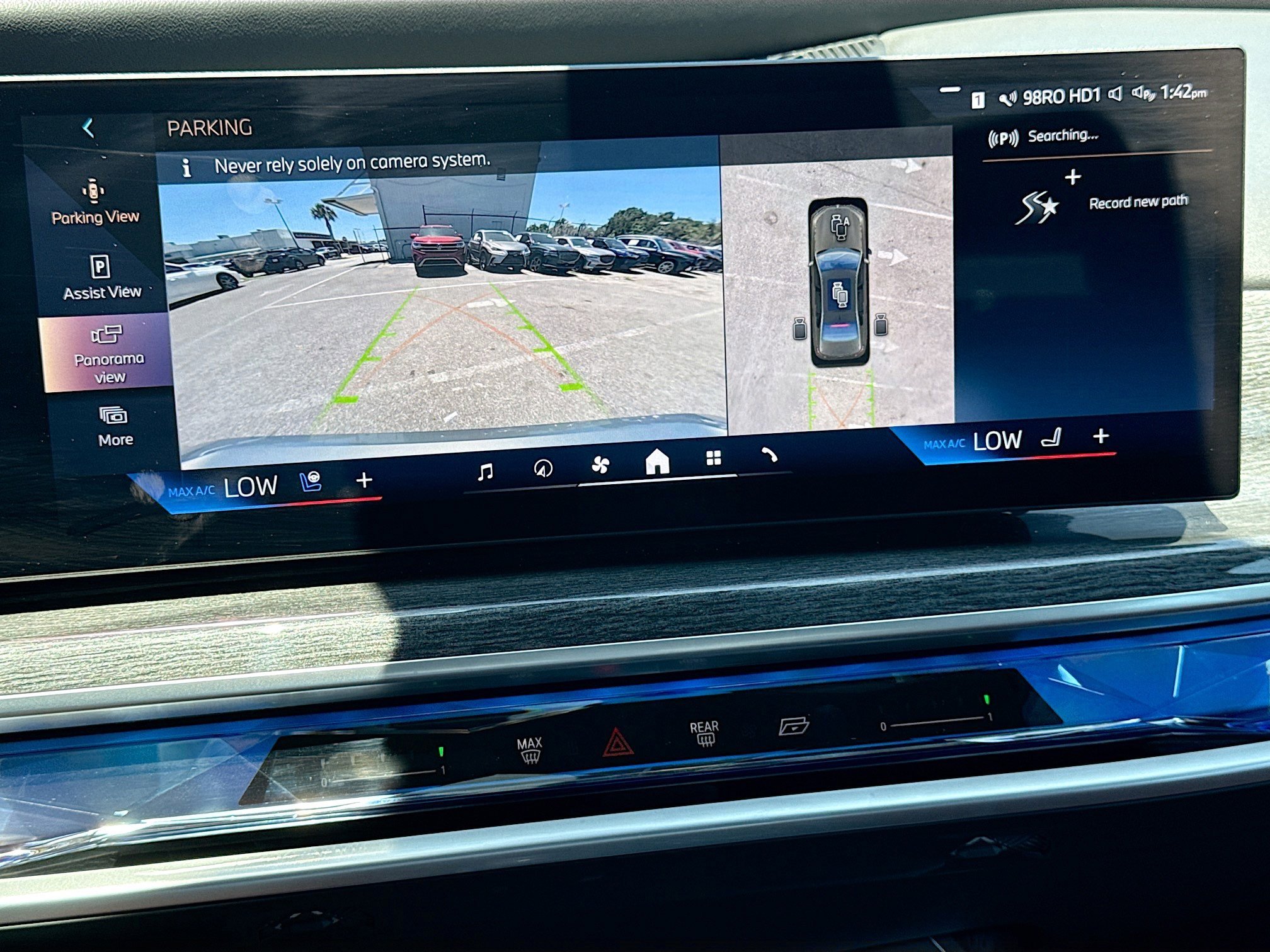 Used 2023 Oxide Grey Metallic BMW 760i xDrive image 33