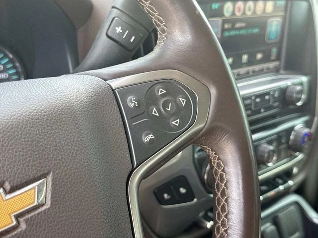 Used 2015 Tungsten Metallic Chevrolet LT image 28