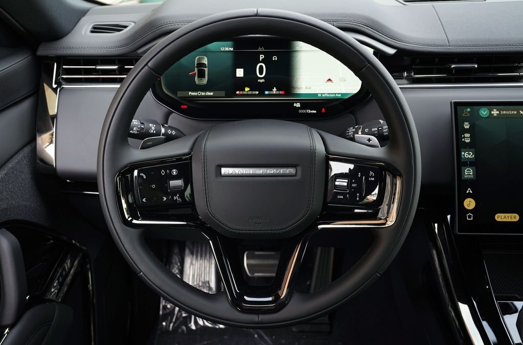 New 2026 Carpathian Grey Land Rover Dynamic SE image 16