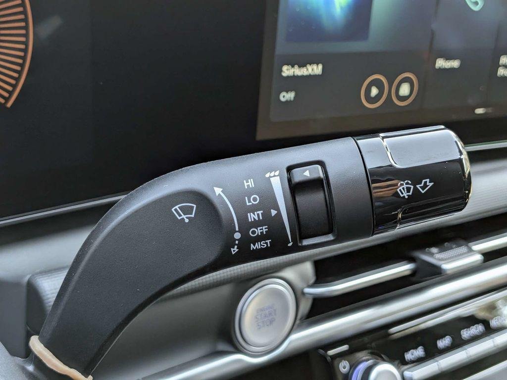 New 2027 Black Hyundai SE FWD image 28