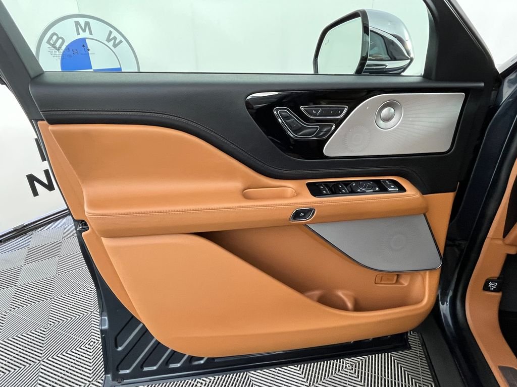 Used 2021 Blue Lincoln Black Label image 30