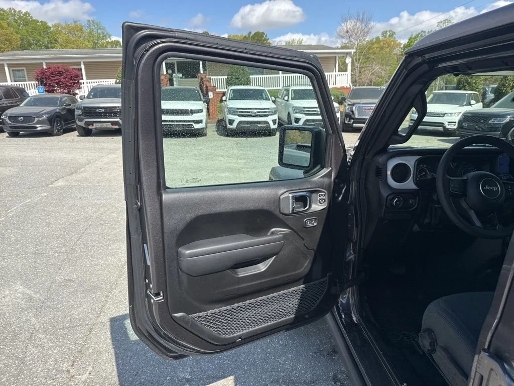 Used 2025 Gray Jeep Willys image 21