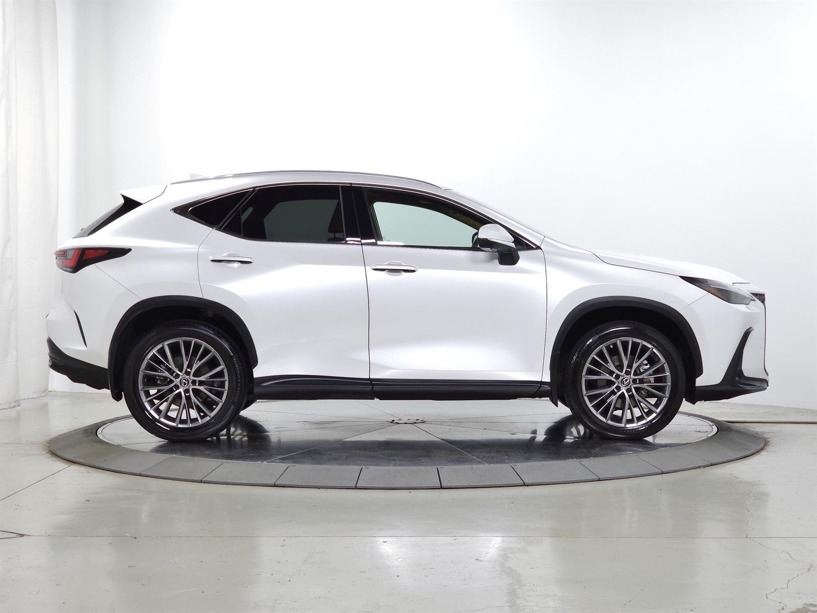 Certified Used 2023 White Lexus Luxury image 12