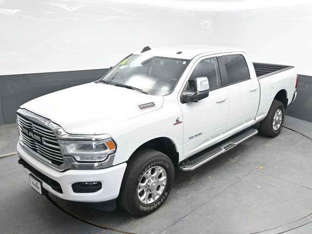 Used 2024 White Ram Laramie image 22