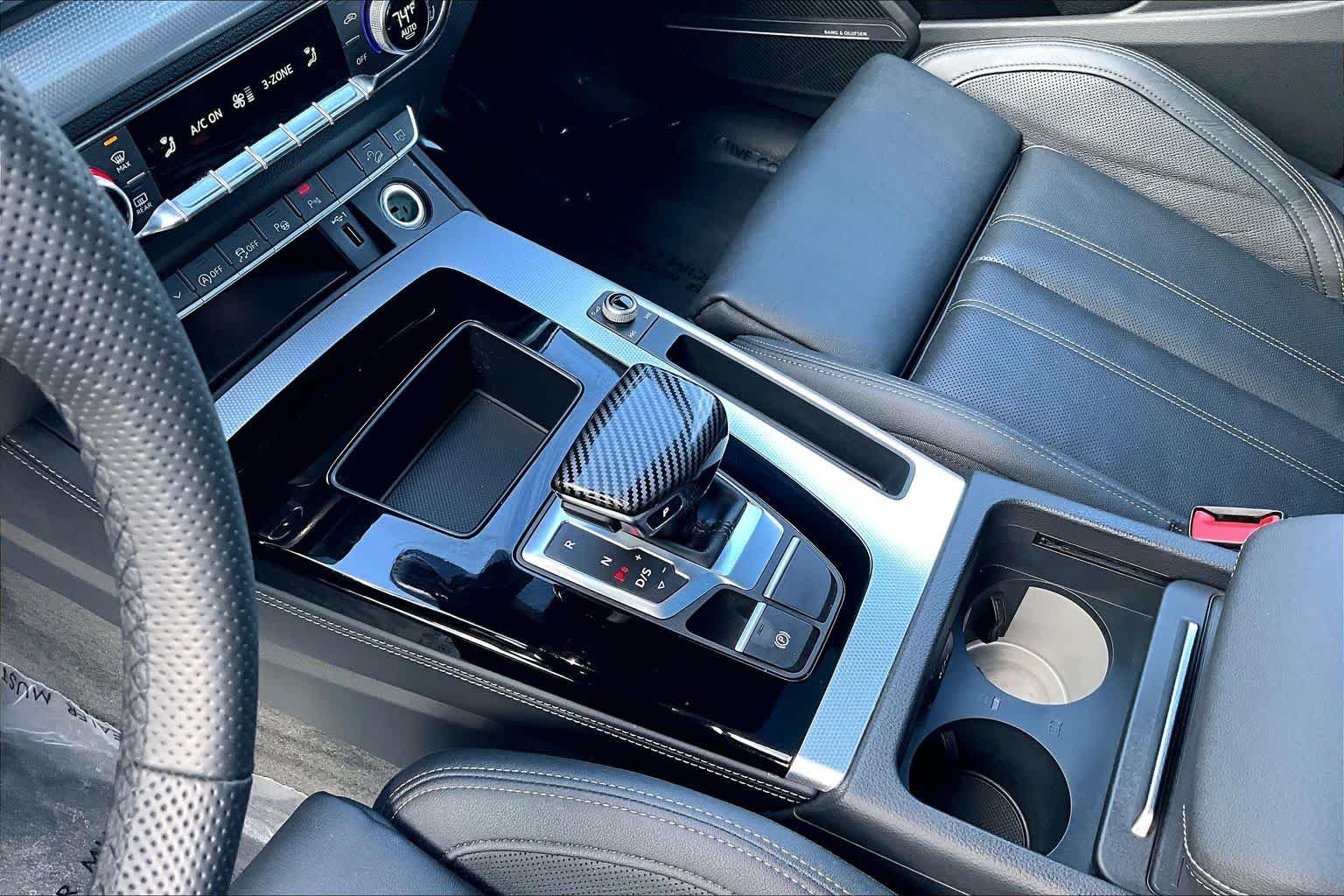 Used 2024 Daytona Gray Pearl Effect Audi S line Prestige image 30