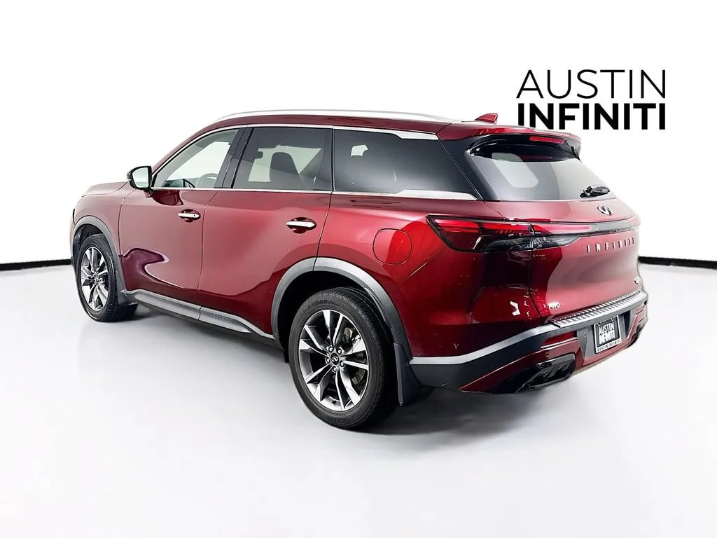 Certified Used 2023 Red INFINITI LUXE image 6