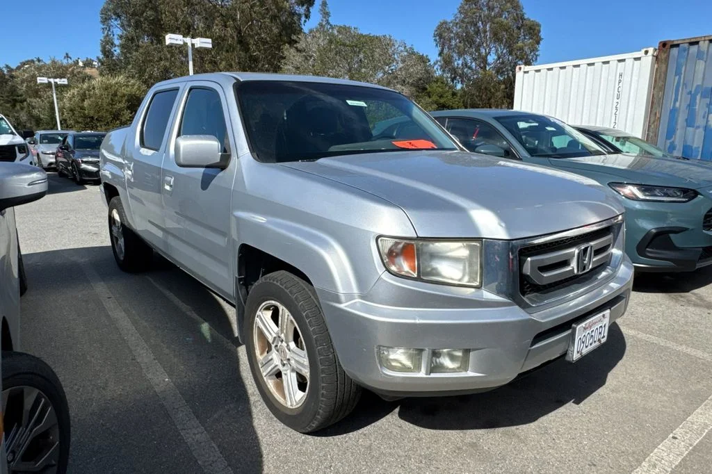 Used 2011 Honda Ridgeline RTL with VIN 5FPYK1F53BB007140 for sale in Soquel, CA