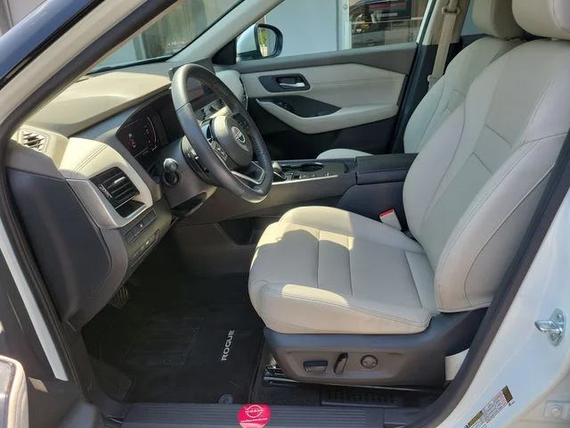 Certified Used 2024 White Nissan SL image 7
