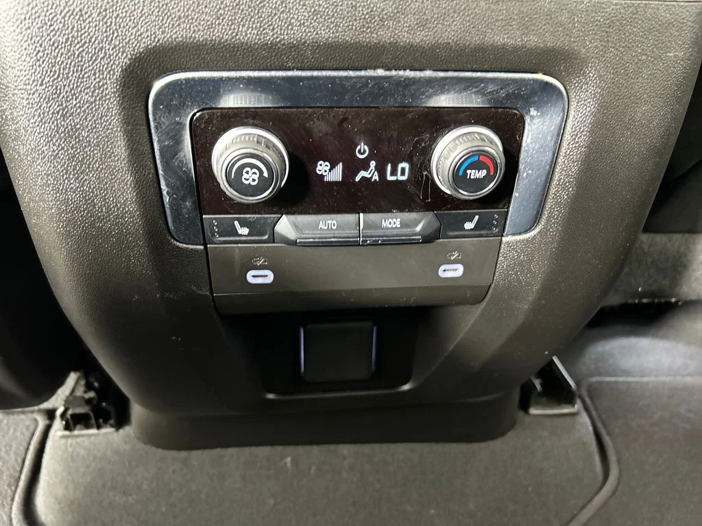 Used 2024 Black Chevrolet Premier image 19