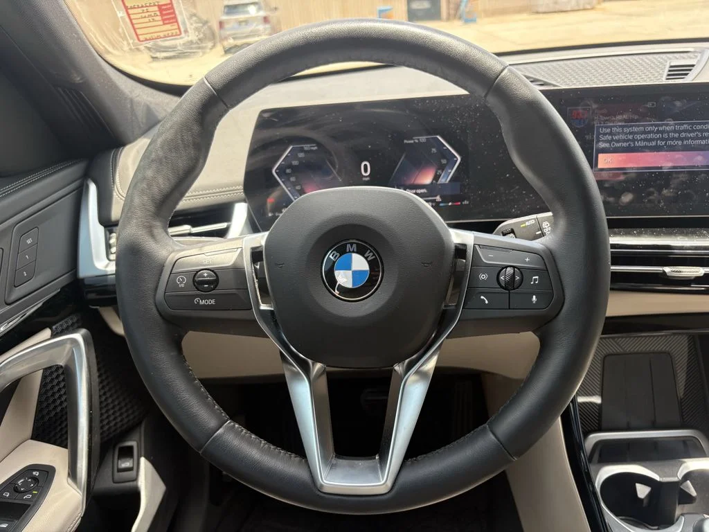 Used 2025 Alpine White BMW xDrive28i image 15