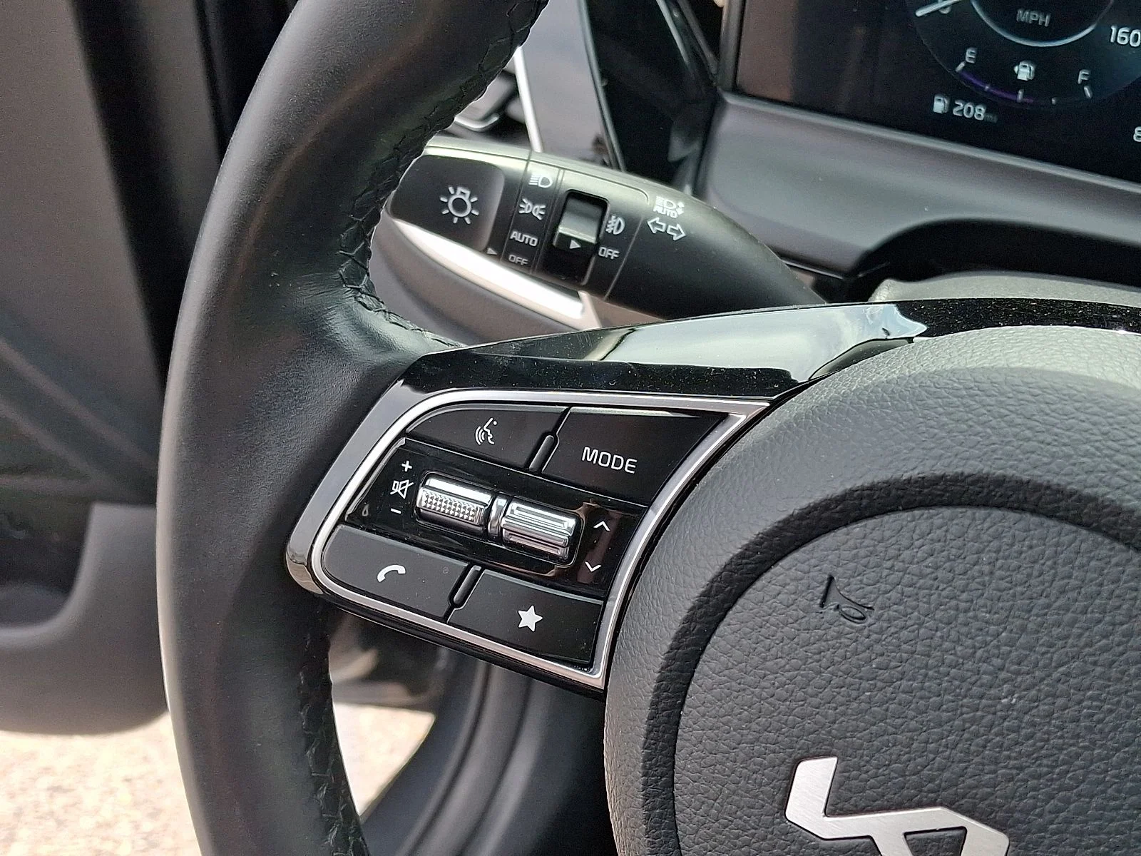 Certified Used 2024 Gray Kia S image 20