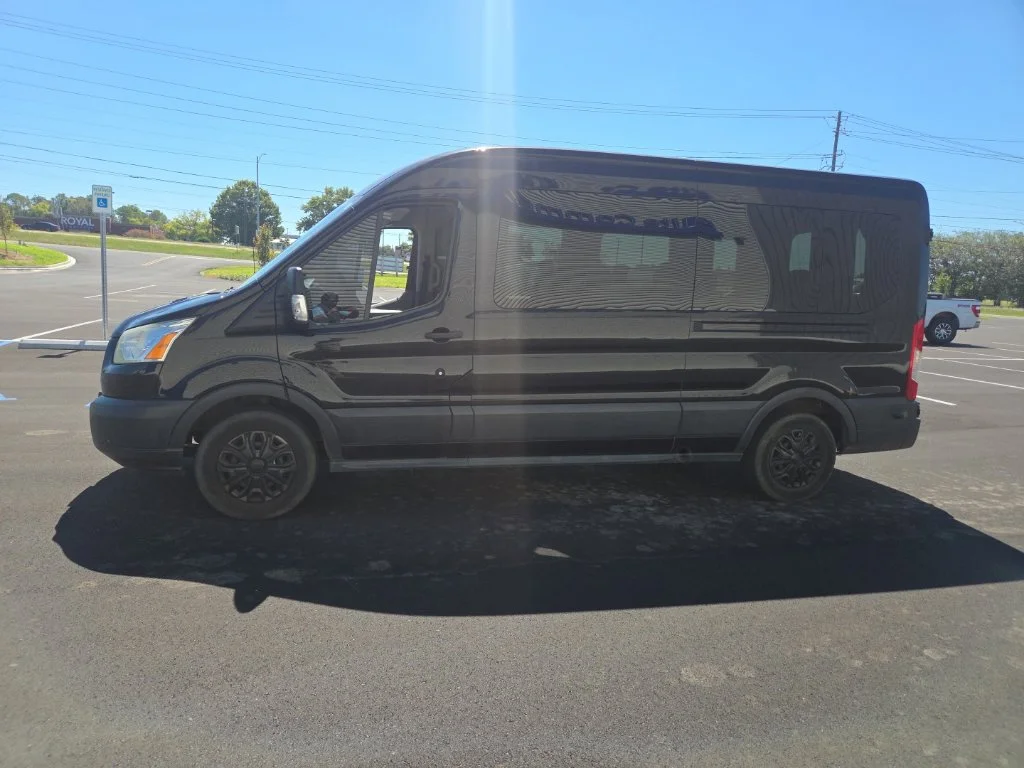 Used 2016 Black Ford XLT image 5