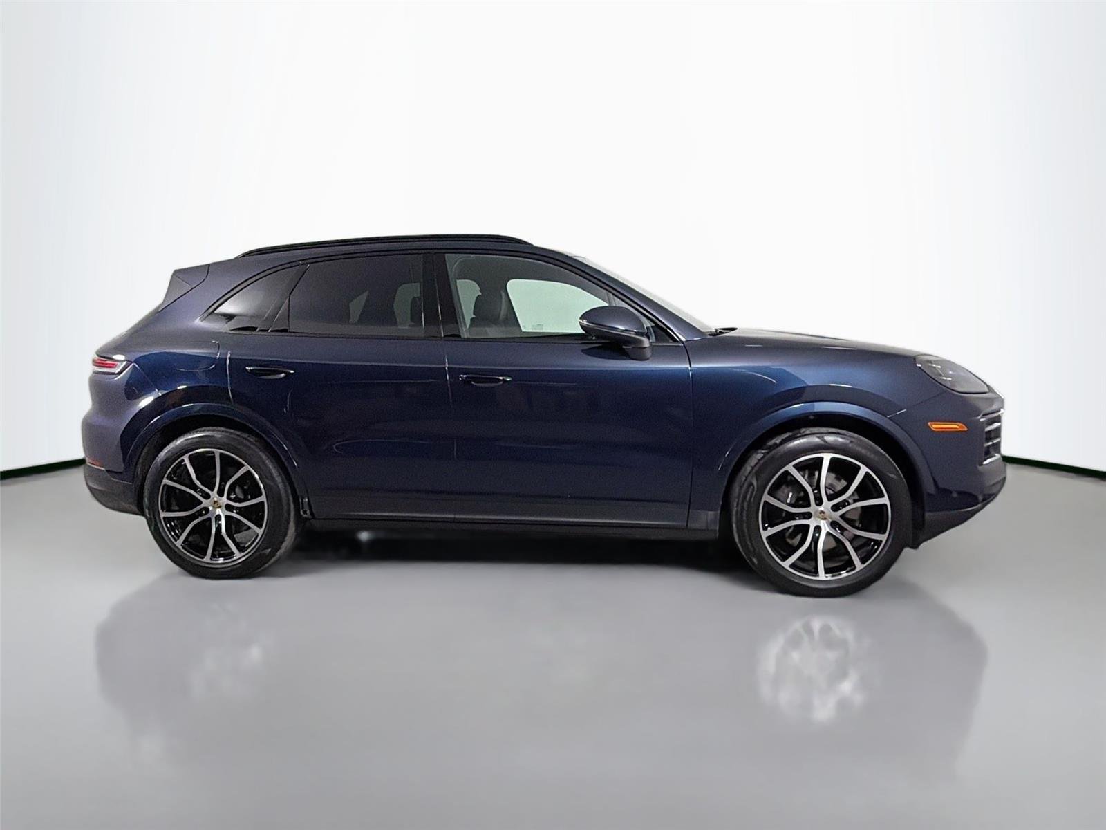 Certified Used 2024 Algarve Blue Metallic Porsche (MY24) image 8