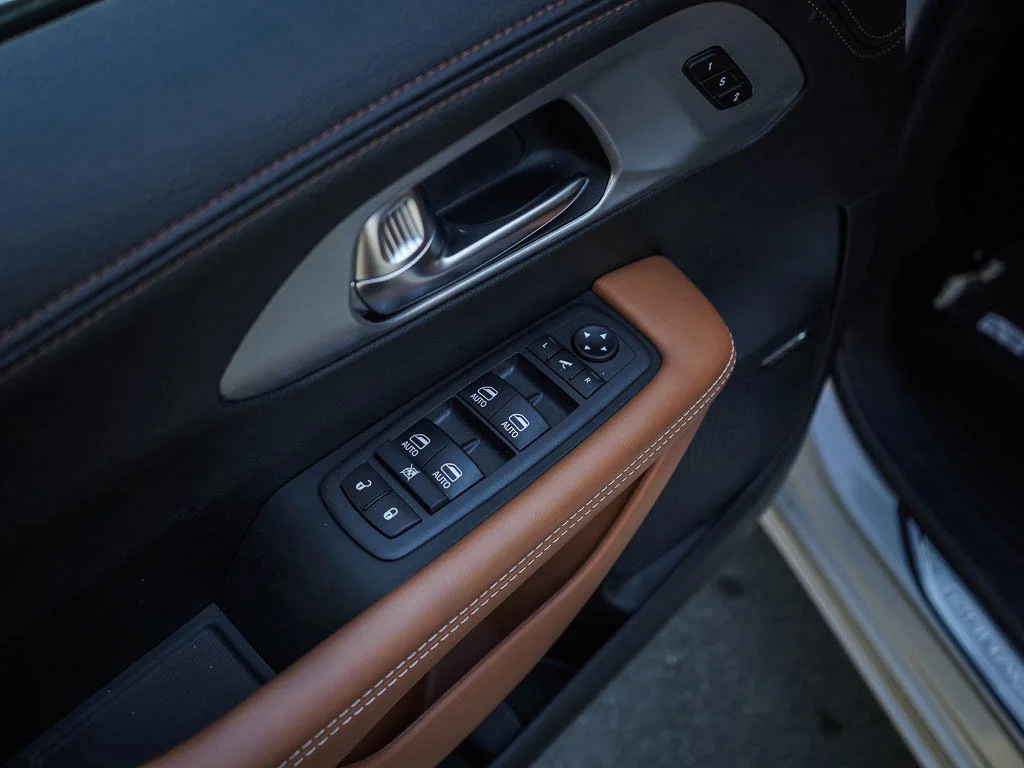 2026 Chrysler Pacifica Pinnacle - Photo 19