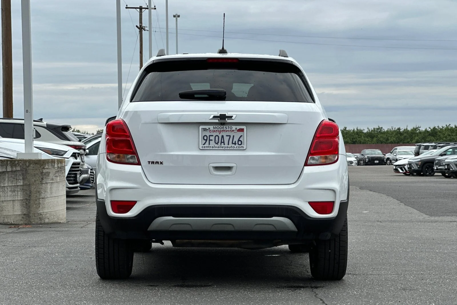 Used 2020 Summit White Chevrolet LT image 5