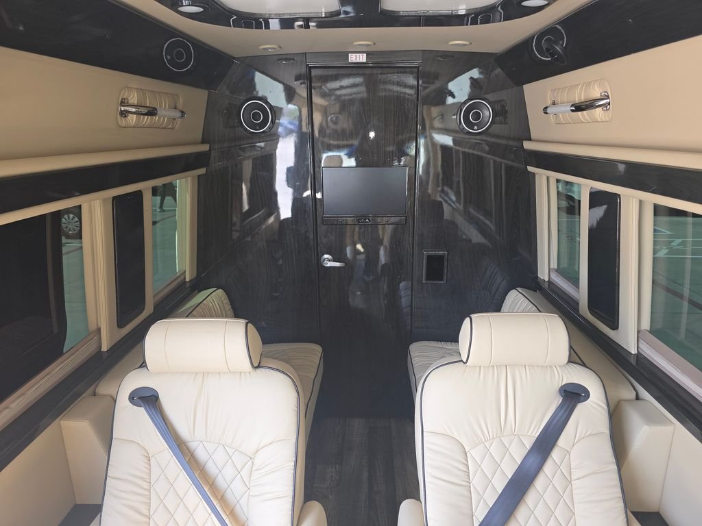 Used 2020 Black Mercedes-Benz Cargo 170 WB image 19