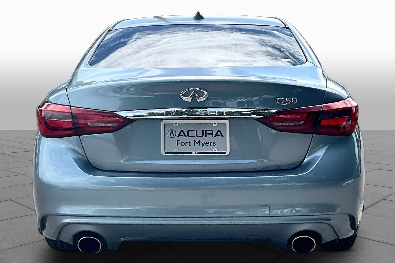 Used 2018 Hagane Blue INFINITI 3.0t LUXE image 5