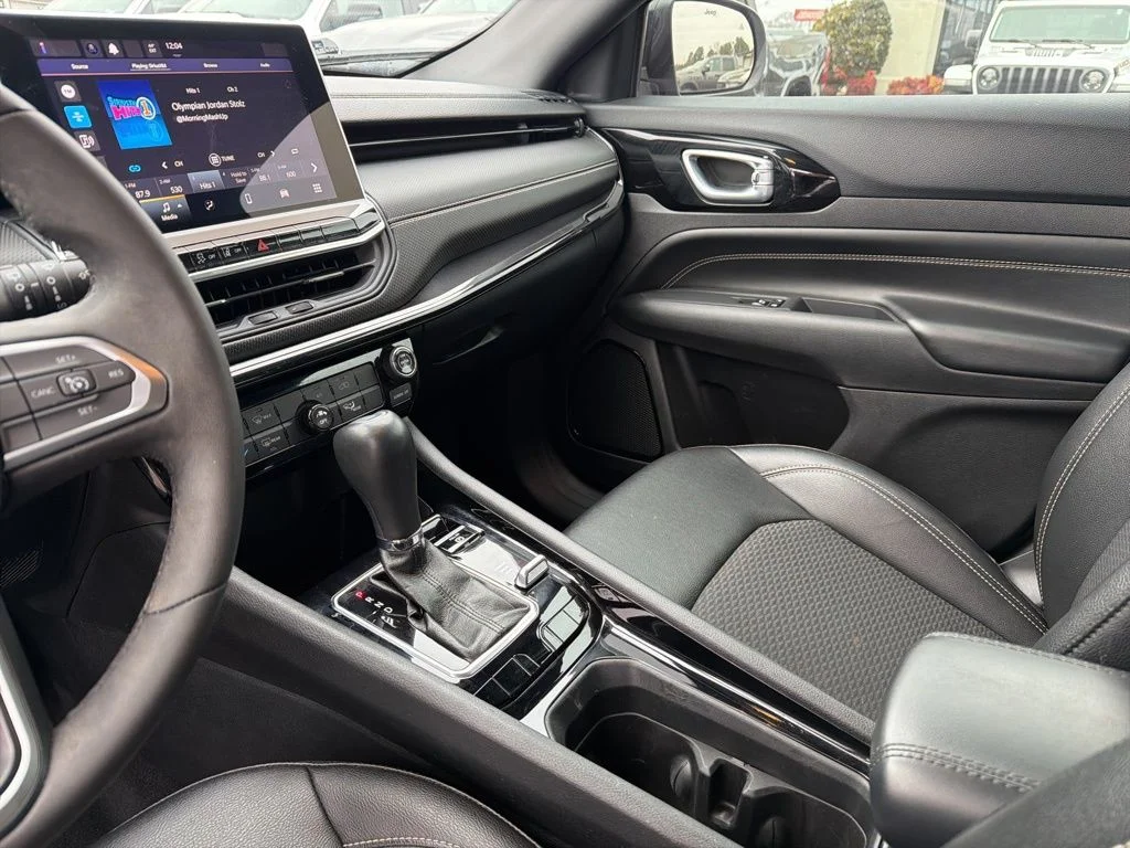 View 30