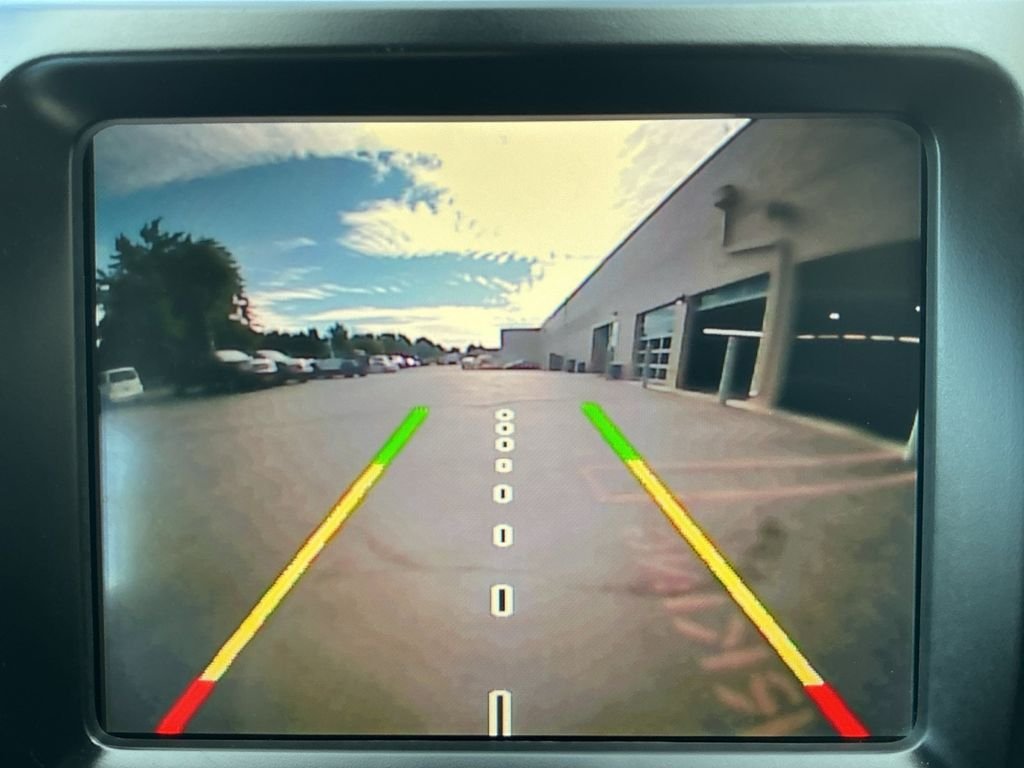 Used 2018 White Jeep Trailhawk image 15