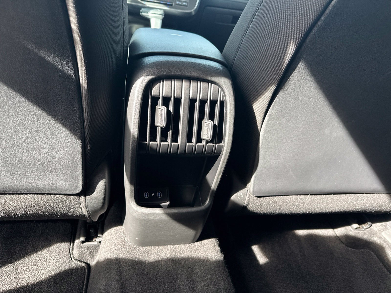 Certified Used 2025 Black Hyundai SEL image 18