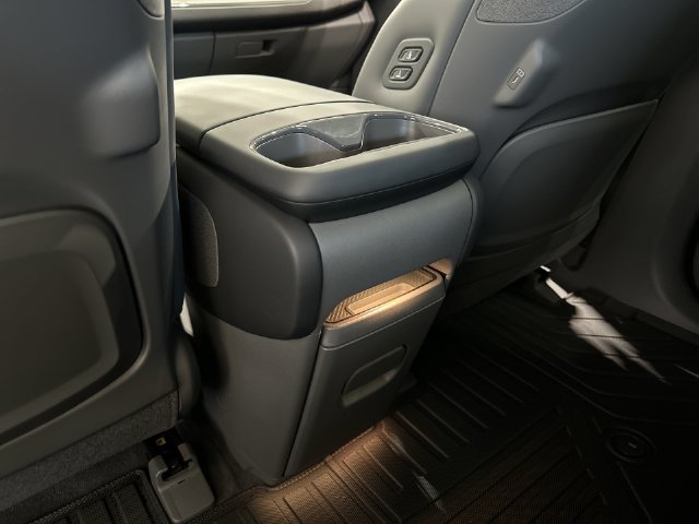 Certified Used 2024 Ocean Blue Kia Land image 31