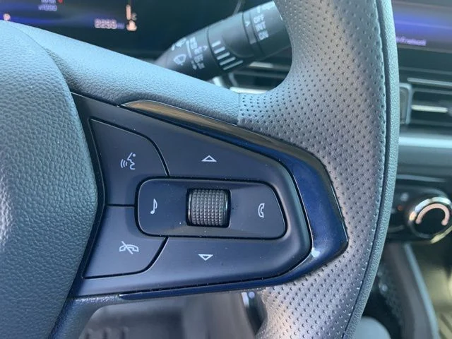 Used 2026 Gray Chevrolet LT image 27