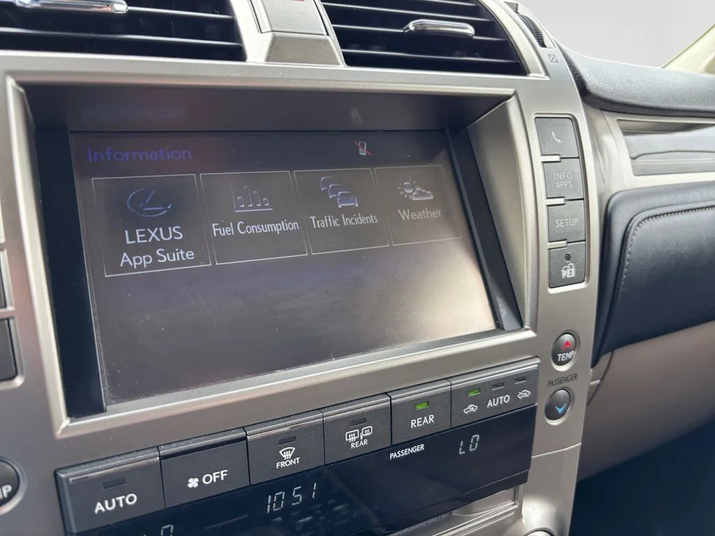 Used 2021 Gray Lexus 460 image 24