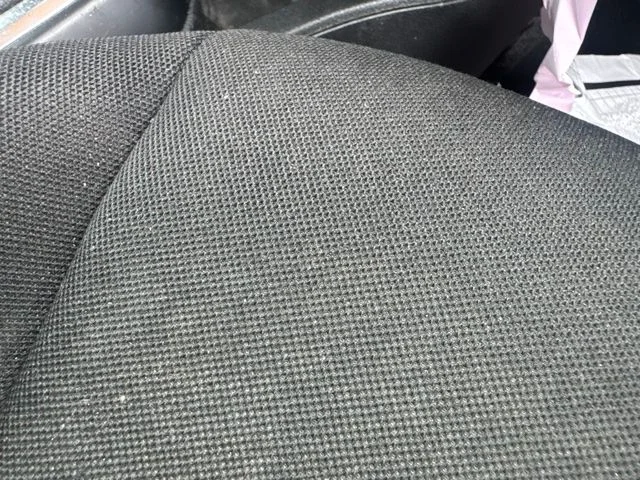 Used 2018 Gray Jeep Latitude image 12
