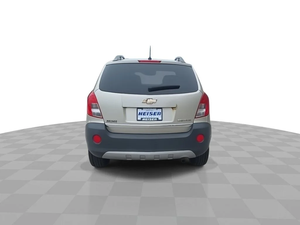 Used 2013 Gold Chevrolet 2LS image 7