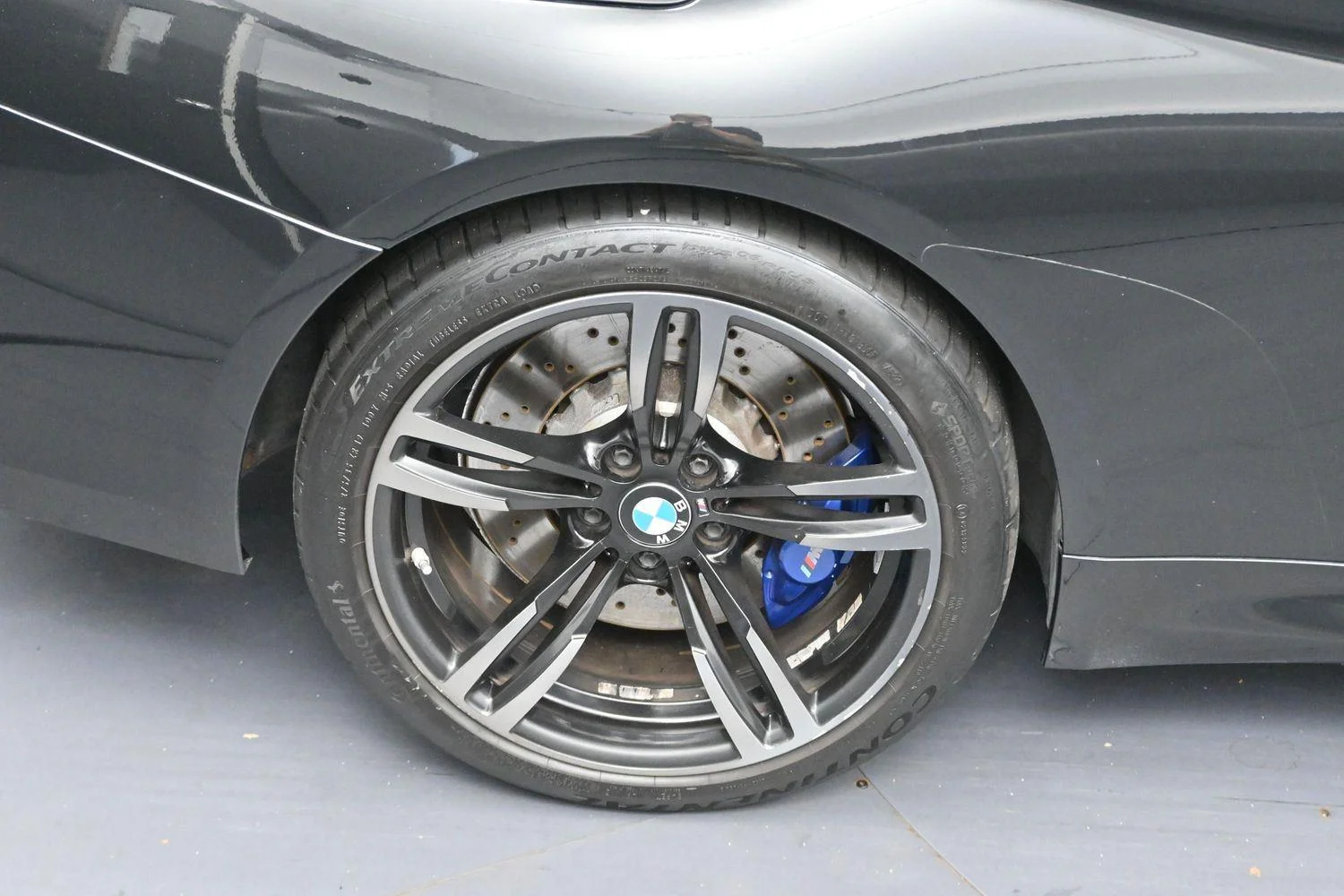 Used 2015 Black Sapphire Metallic BMW M4 image 35