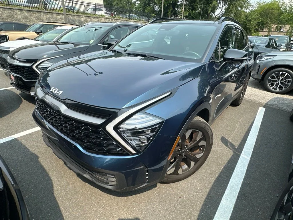Used 2024 Blue Kia X-Line Prestige image 1