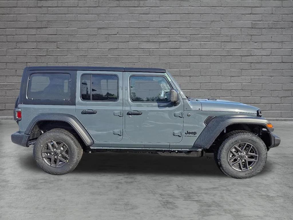 New 2026 Anvil Clearcoat Jeep Sport S image 9