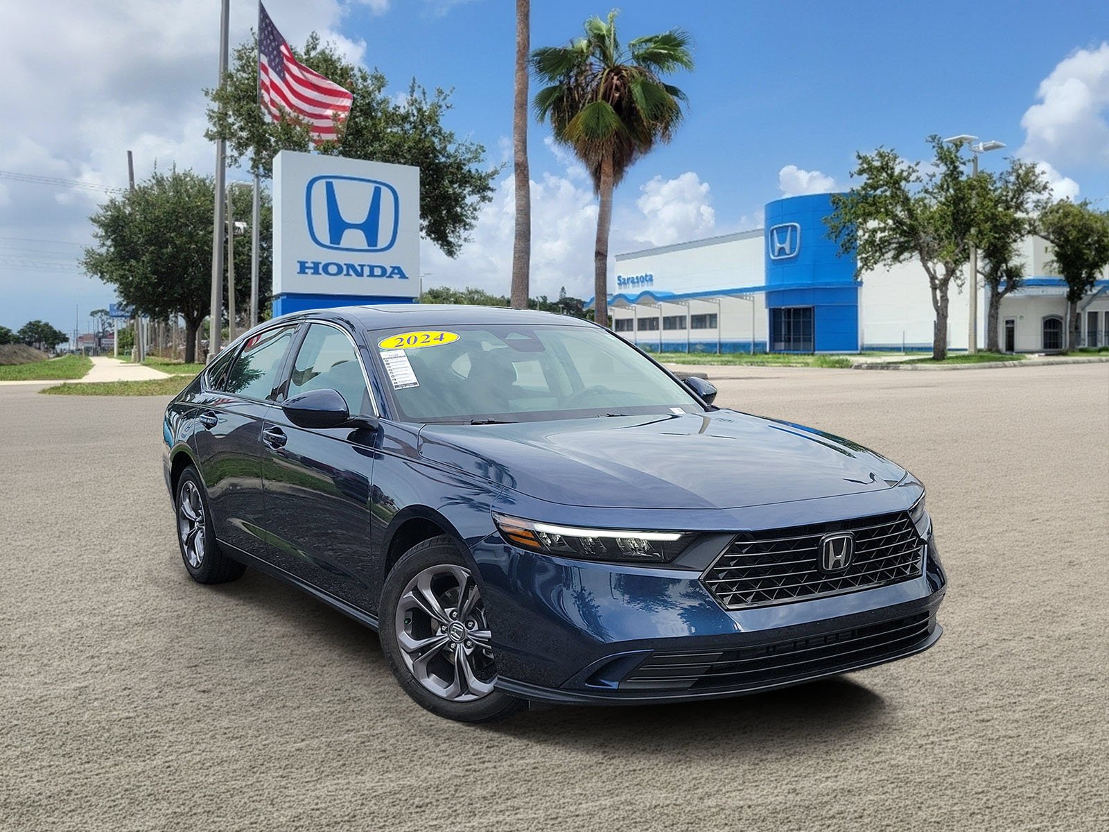Used 2024 Still Night Pearl Honda EX image 1