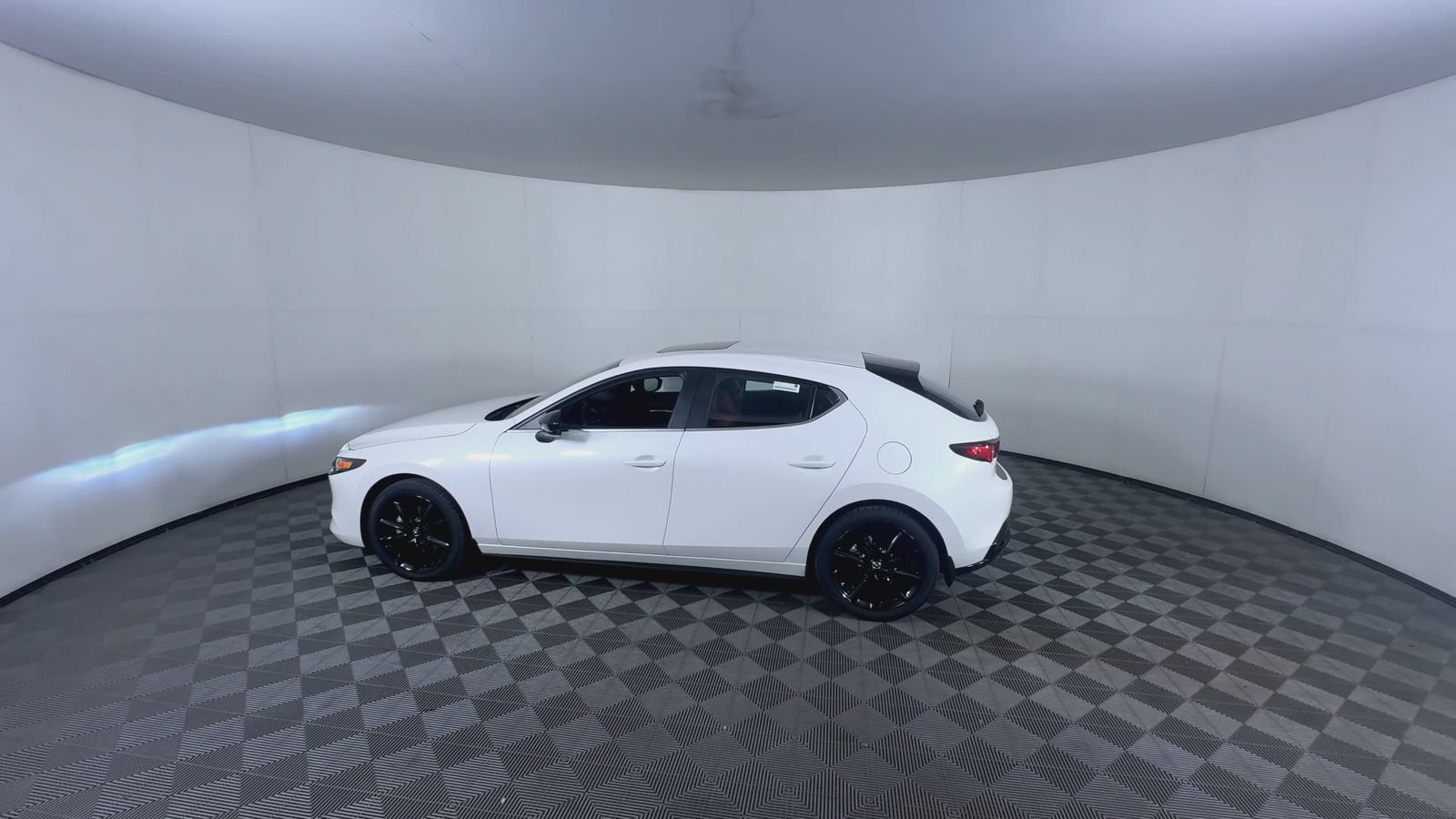 New 2026 Snowflake White Pearl Mazda 2.5 S Carbon Edition image 6