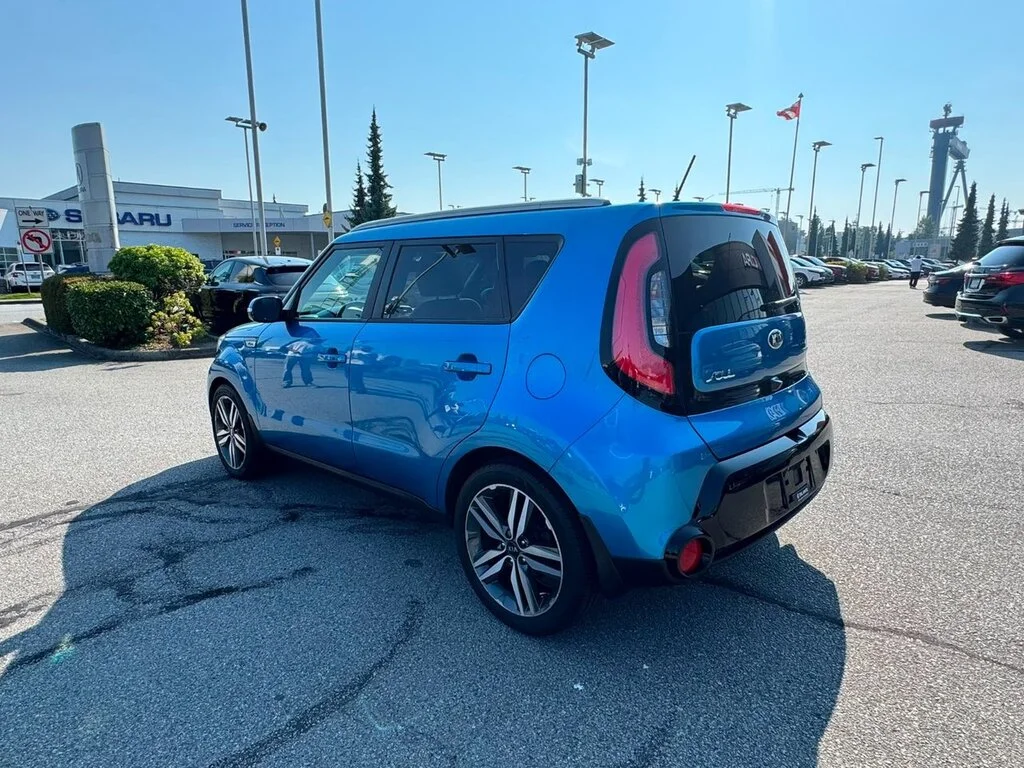 Used 2015  Kia 2.0L SX at Dilawri Certified   Local BC   Regularl image 3