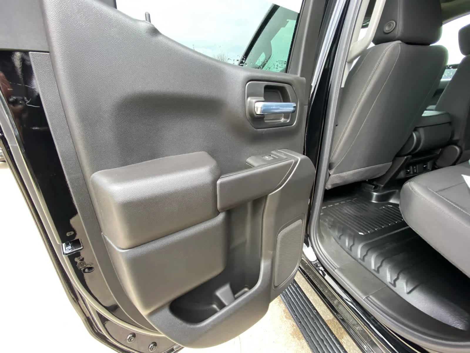 New 2026 Onyx Black GMC Pro image 25