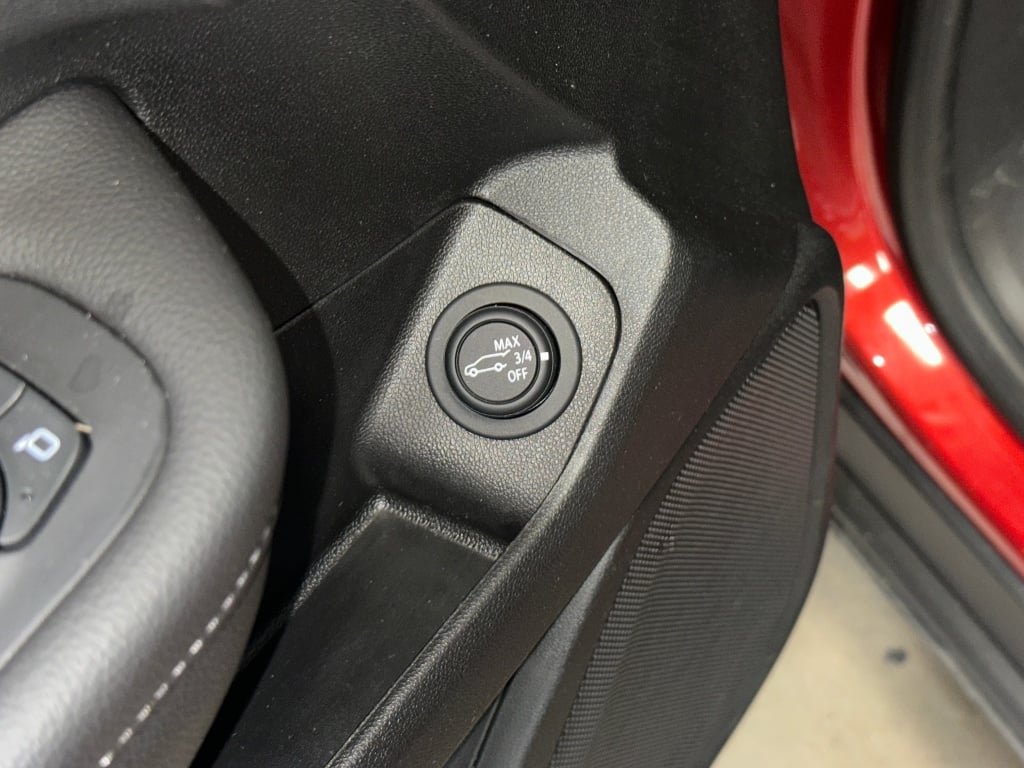 2023 GMC Terrain SLE - Photo 9