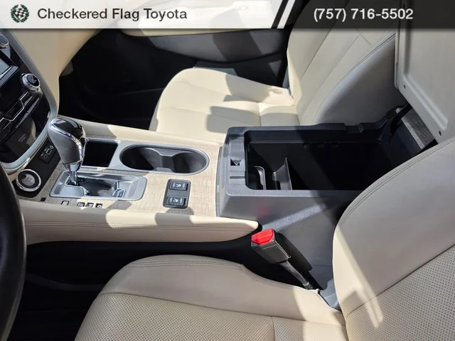 Used 2022 Magnetic Black Pearl Nissan SL image 37