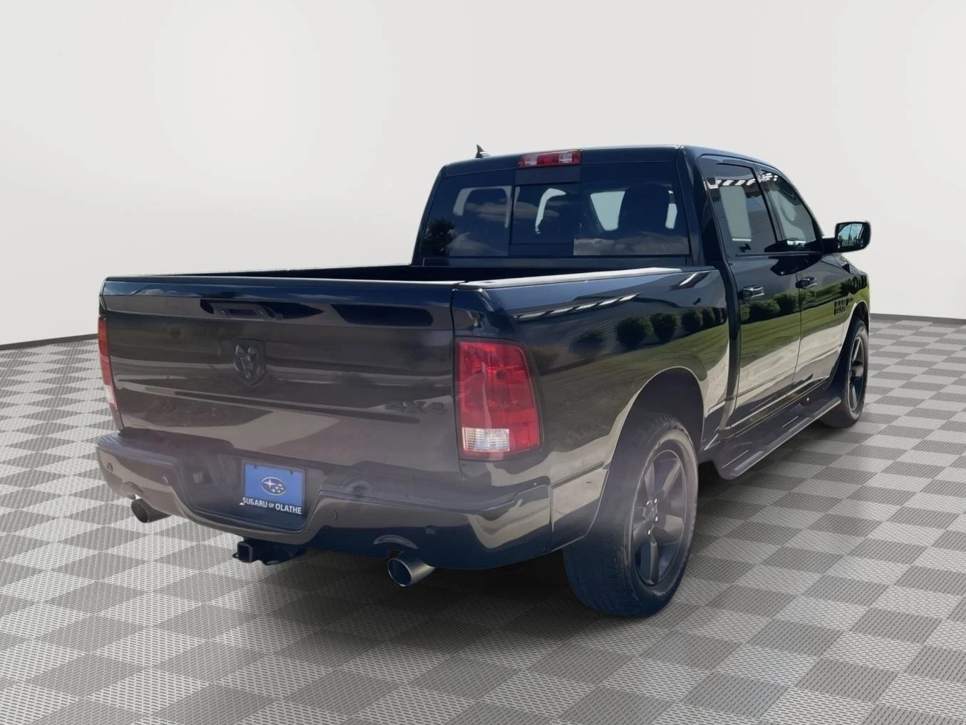 Used 2018 Brilliant Black Crystal Pearlcoat Ram Big Horn image 11