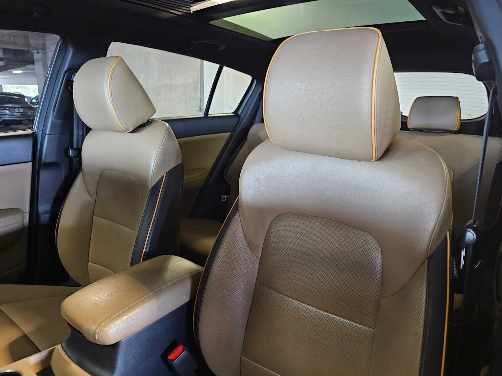 Used 2018 Mineral Silver Kia SX Turbo image 25