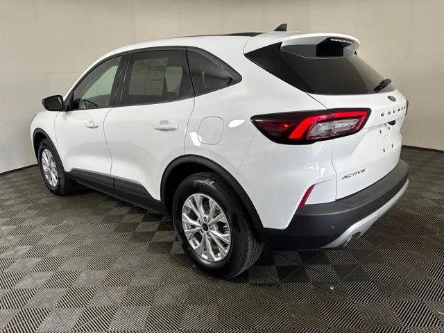 Certified Used 2025 Oxford White Ford Active image 6