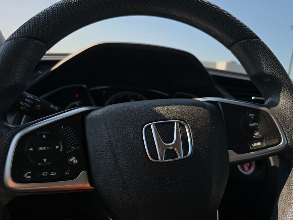 Used 2018  Honda EX image 22