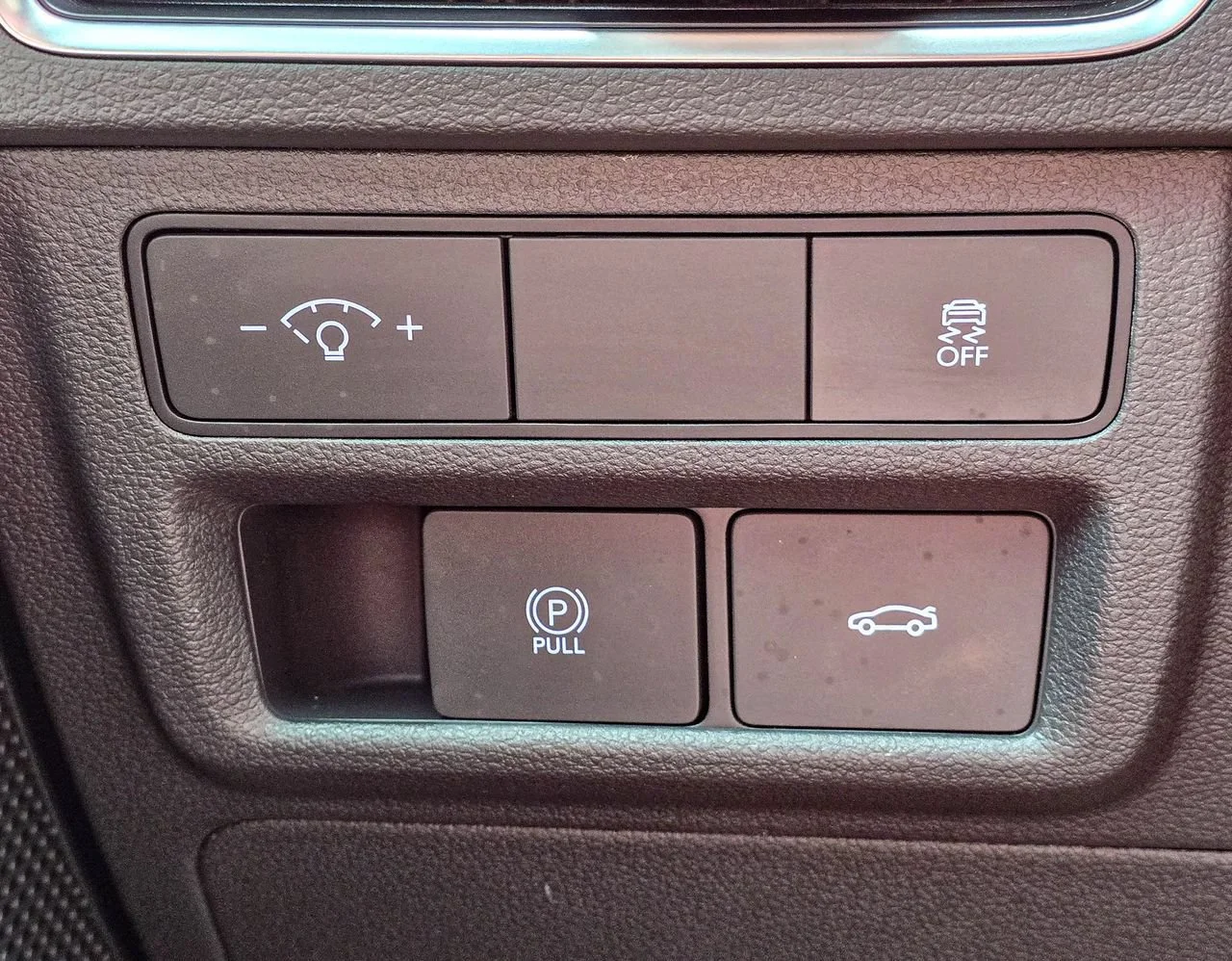 Used 2024  Hyundai SEL image 26