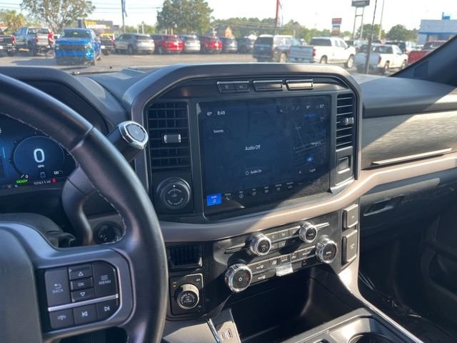 Used 2024 Blue Ford XLT image 23