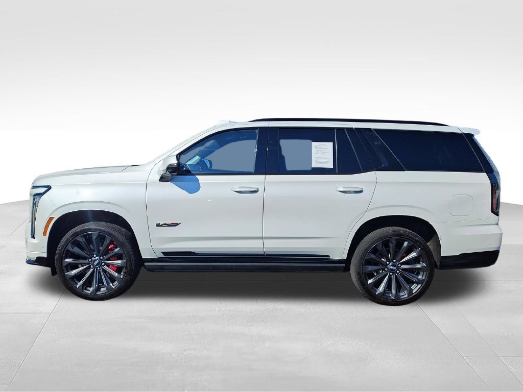 Used 2025 White Cadillac V-Series image 3