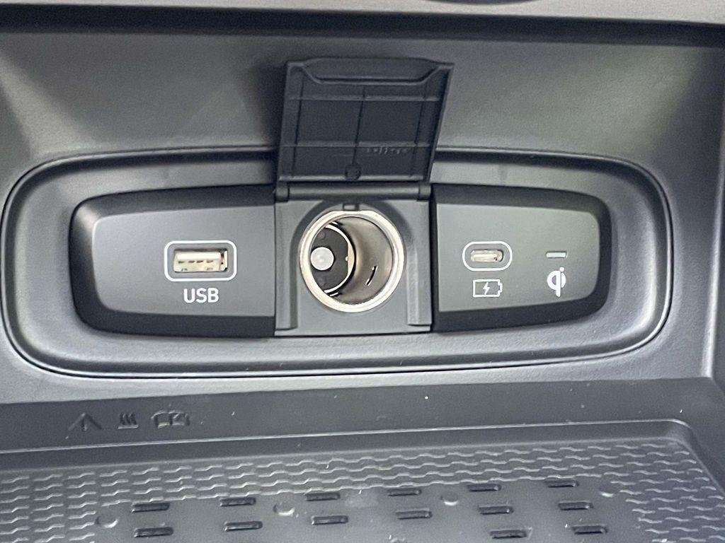 New 2026 Silver Hyundai SEL image 30