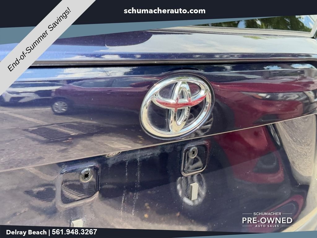 Used 2025  Toyota XLE image 15