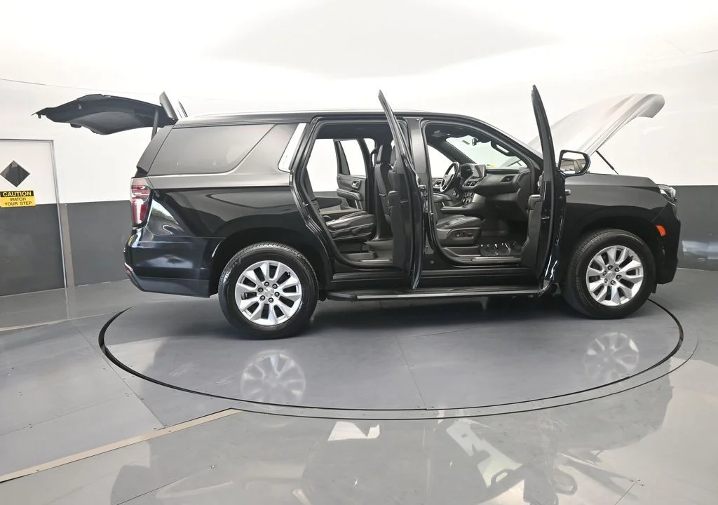 Used 2022 Black Chevrolet LT image 76