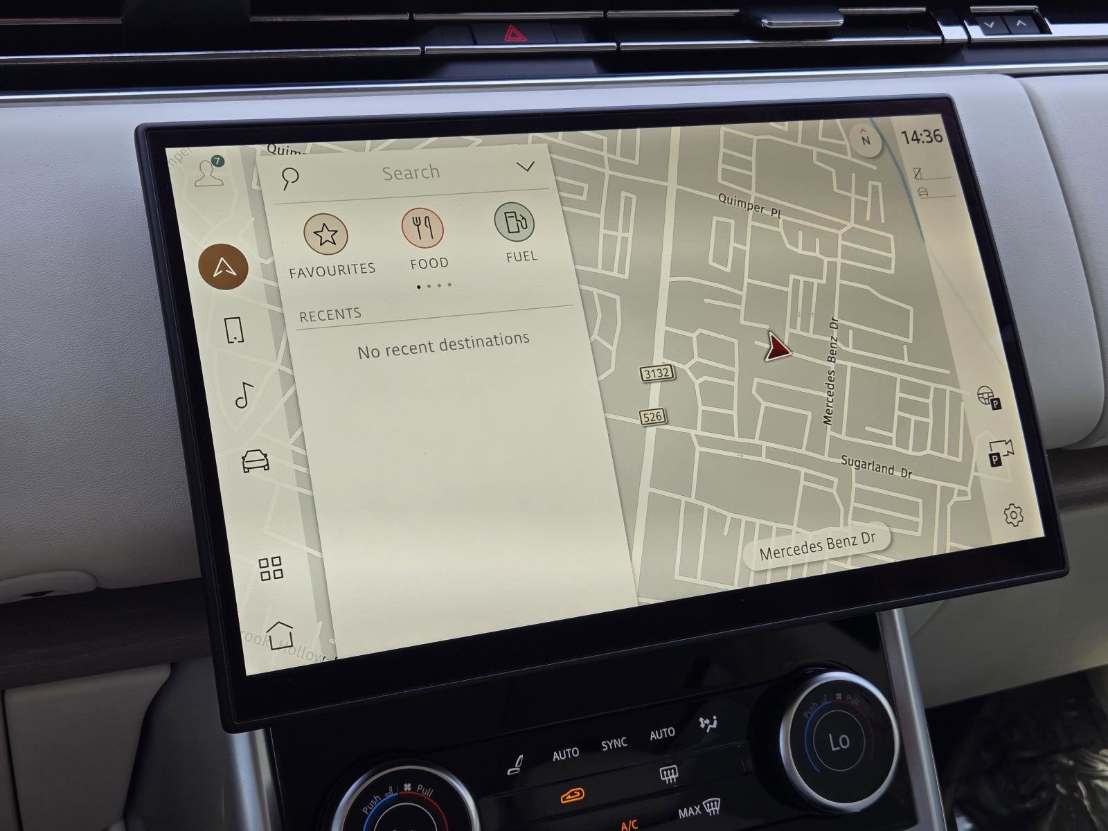 Used 2023 Santorini Black Land Rover SE image 19